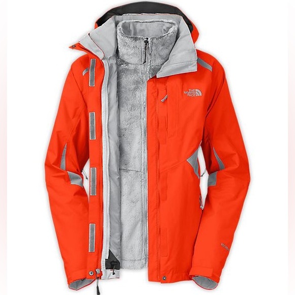 The North Face: Boundary Triclimate 3-1 Jacket - Picture 3 of 15